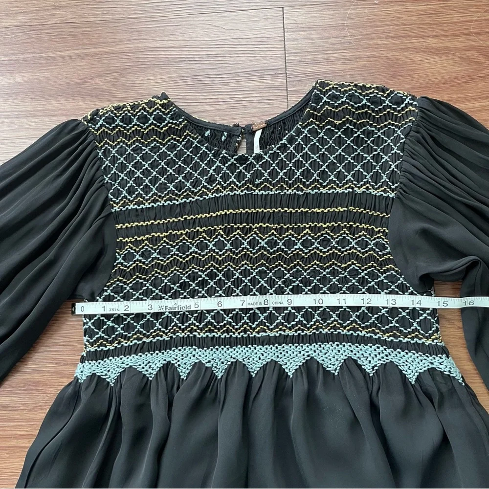 FREE PEOPLE Black Smocked & Embroidered Bohemian Mini Dress. NWOT, Size M - Picture 8 of 10